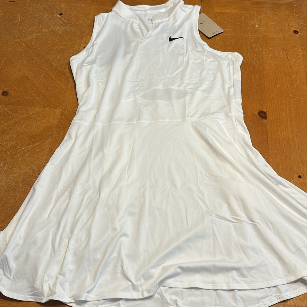 Women’s Nike NikeCourt Dri-FIT Victory Tennis Dress DV3490-100 White NEW - Picture 6 of 7